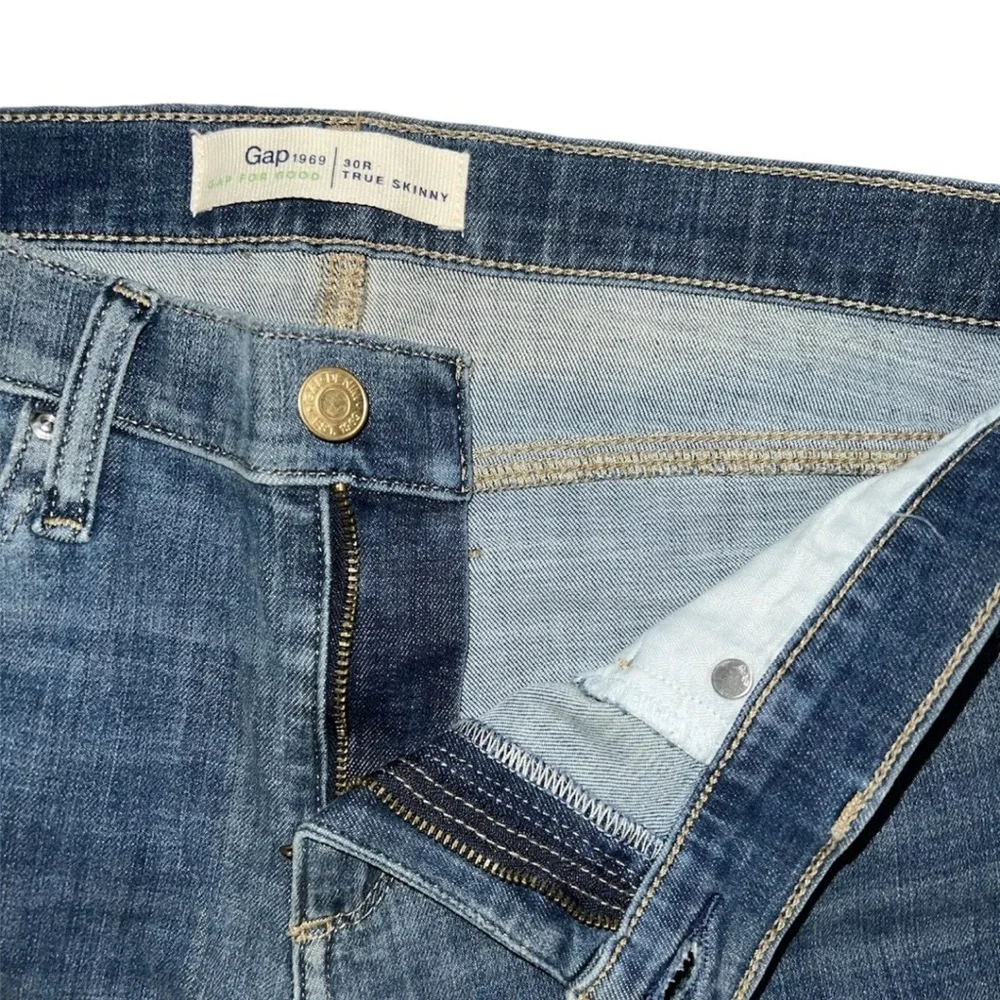 Gap 1969 Womens Size 30R True Skinny Distressed Blue Jeans